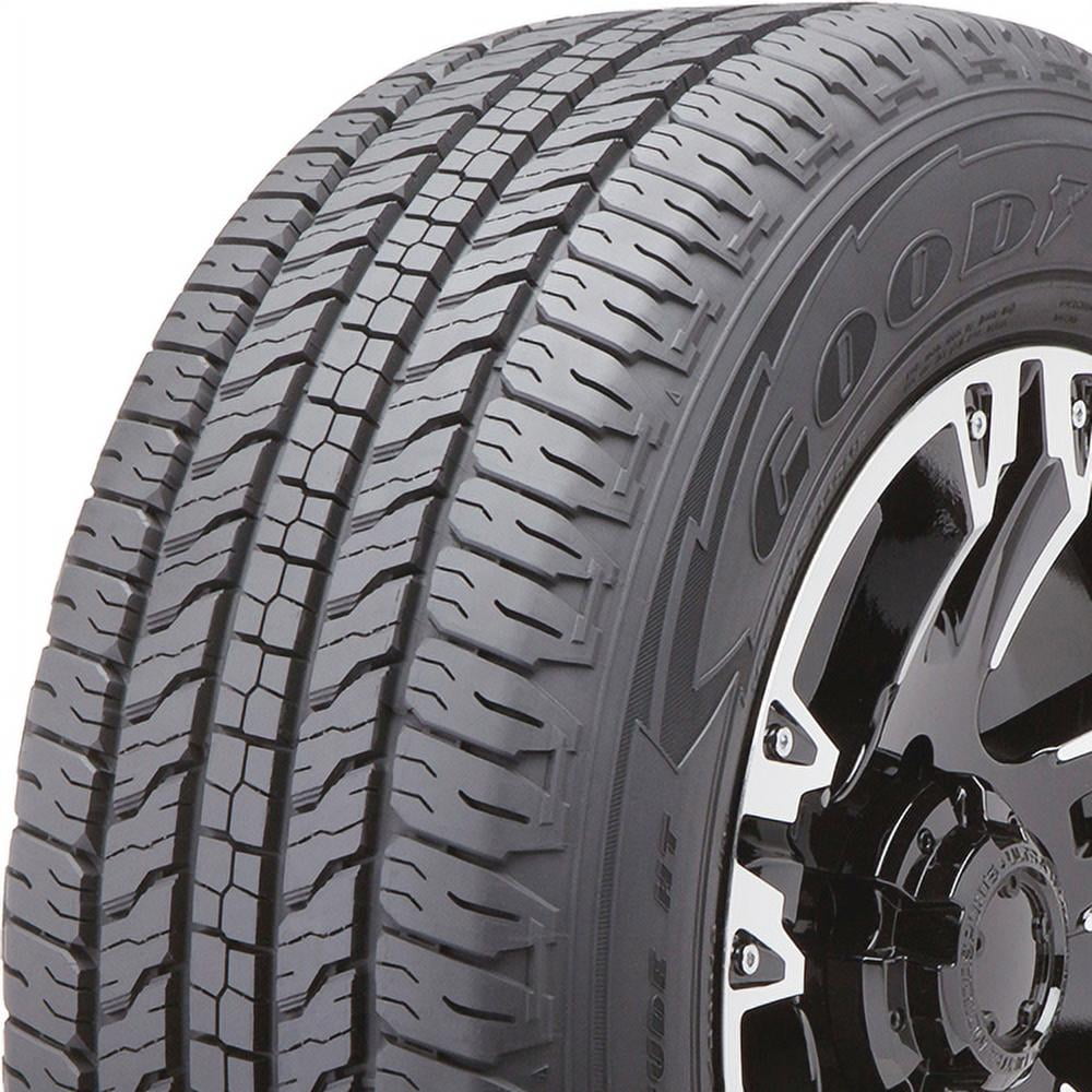Goodyear Wrangler Fortitude Low light 275/65R18 116 Display Tire Fits: 2015-23 Ford F-150 Lariat, 2019-23 Chevrolet Silverado 1500 LT Trail Boss