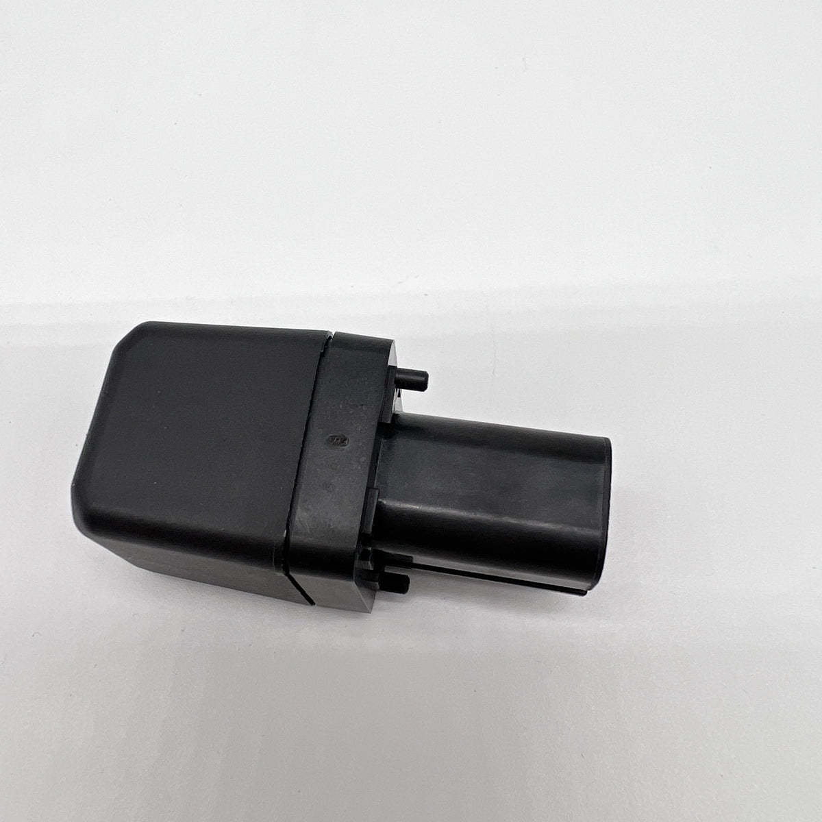 Applicable 17-21 Toyota Camry Hybrid Rearview Reversing Lens Without Stand 8679006220 86790-06220