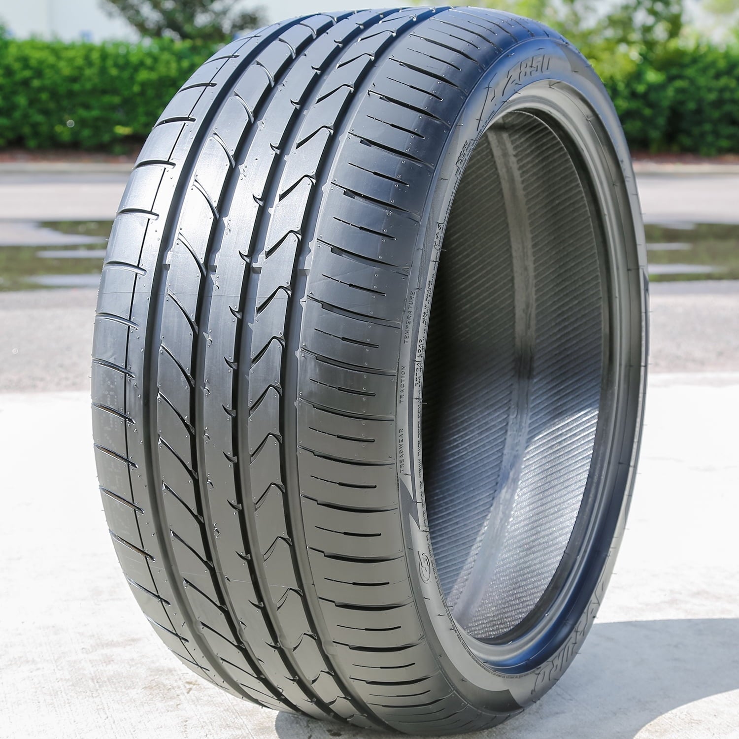Atturo AZ850 315/30R22 107Y XL Performance Tire