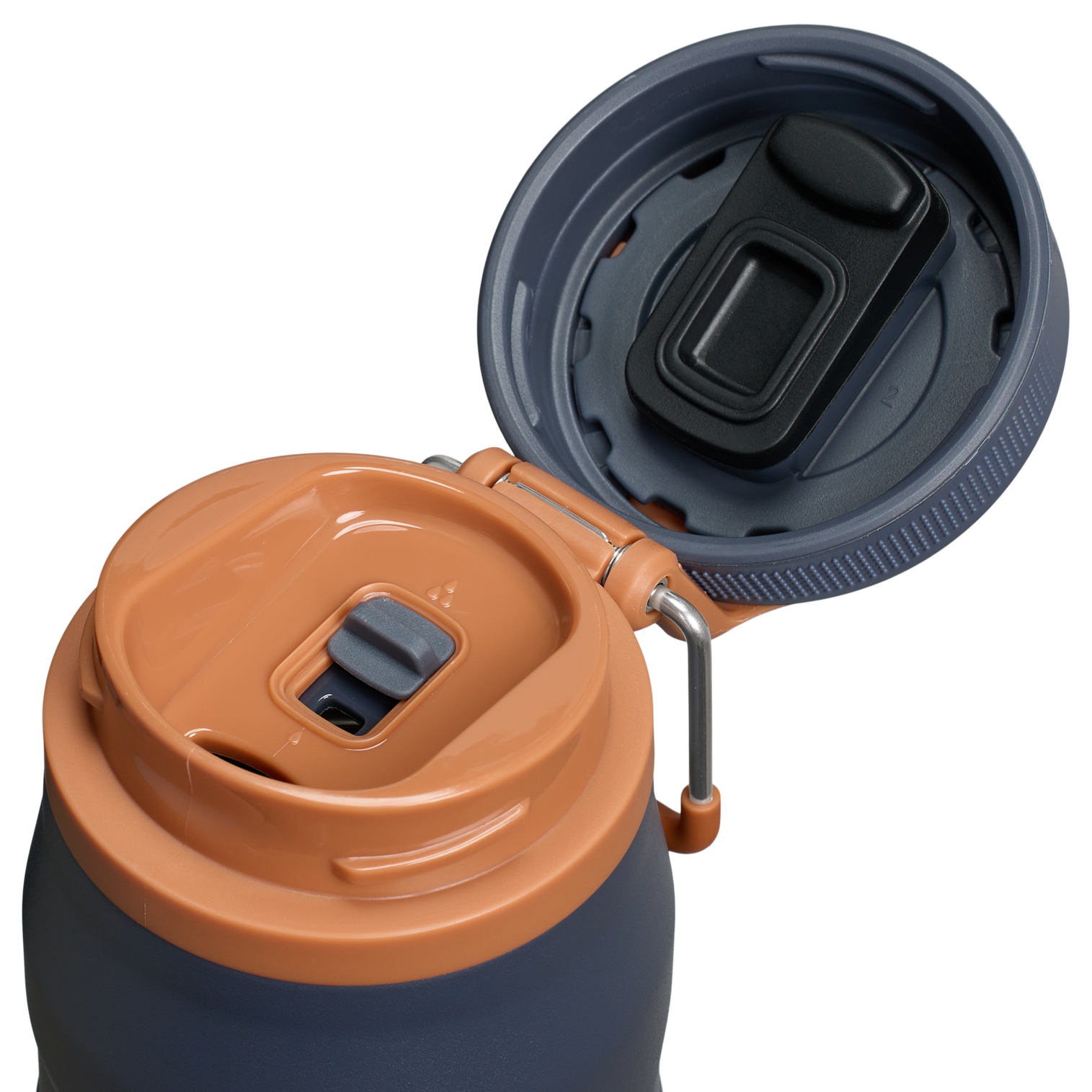 The IceFlow™ Bottle with Twist Flip Lid D123F
