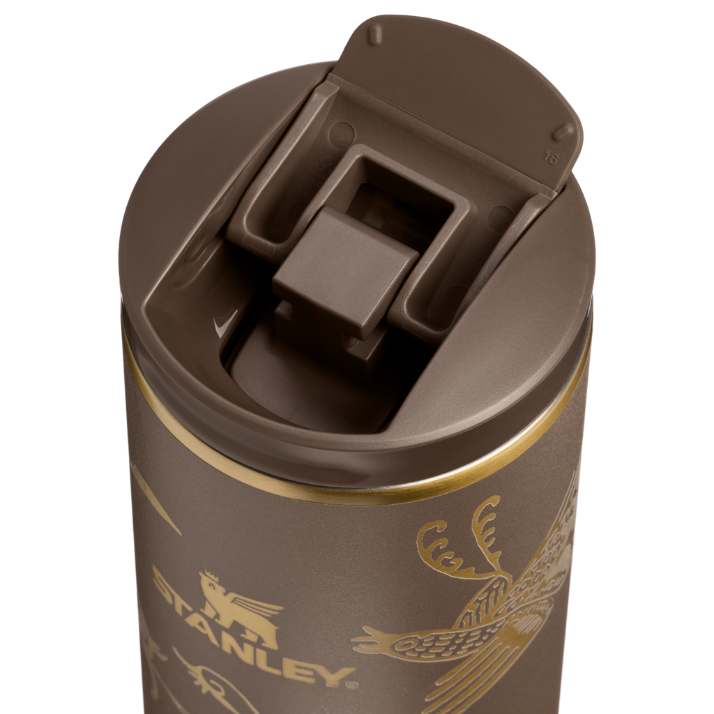 The Stanley 1913 x Nest AeroLight™ Transit Flip Top Mug D261K
